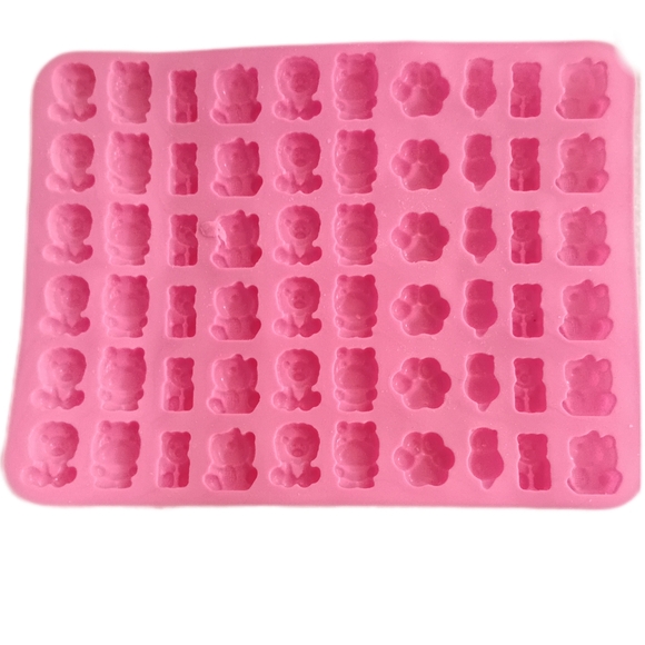 Pink Silicone Baking Mold - Picture 2 of 3